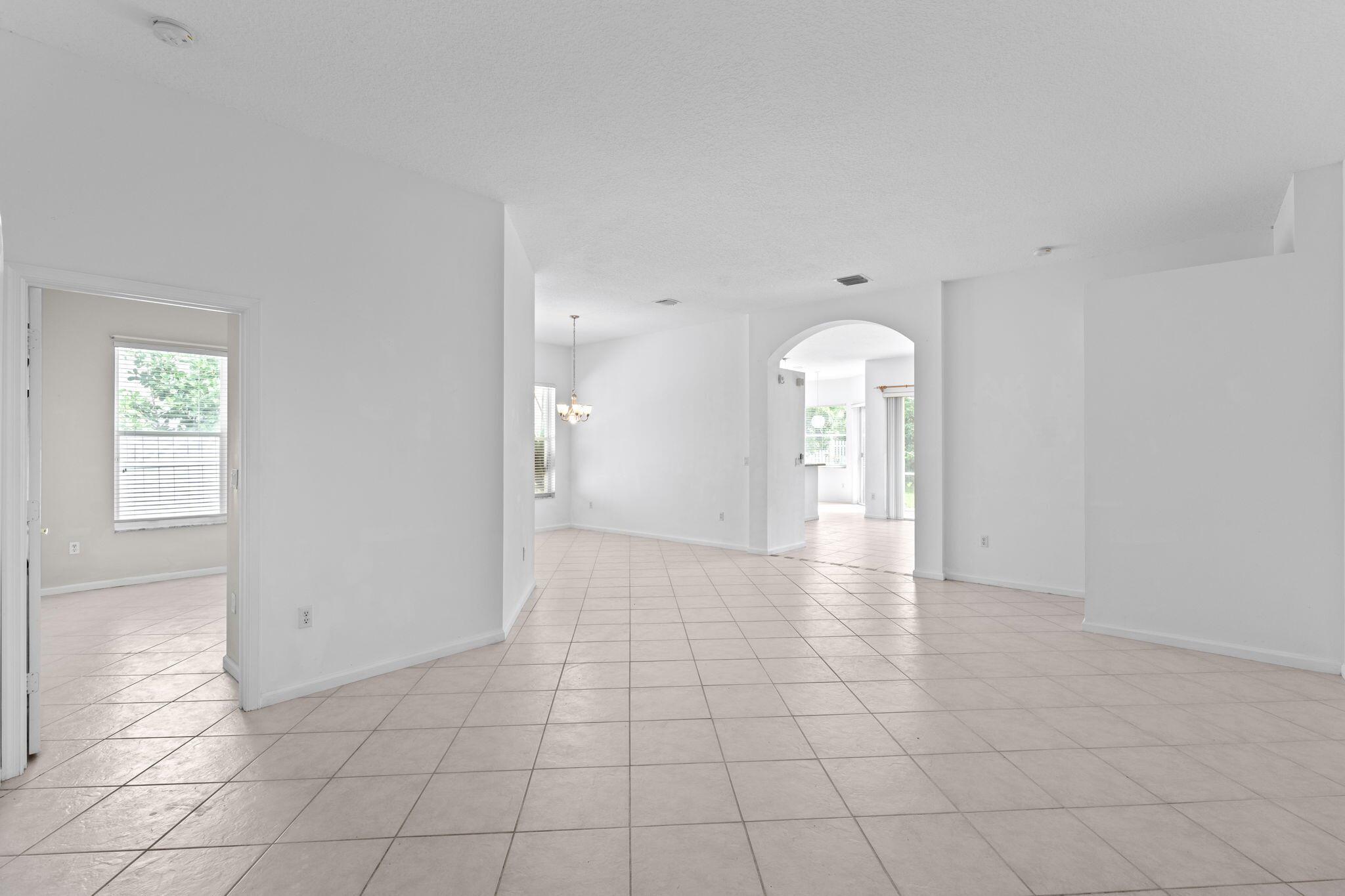 MADISON GREEN - Residential Lease