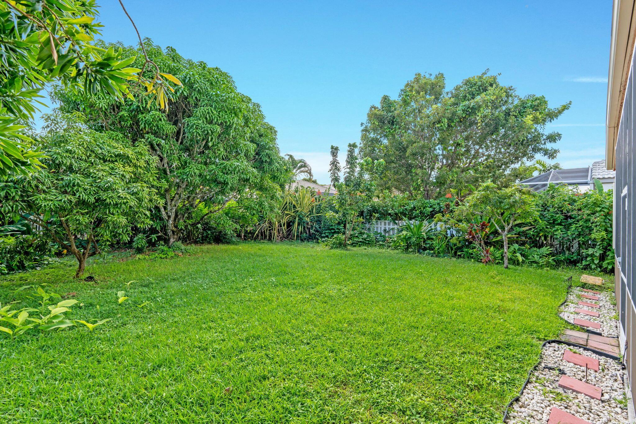 MADISON GREEN - Residential Lease