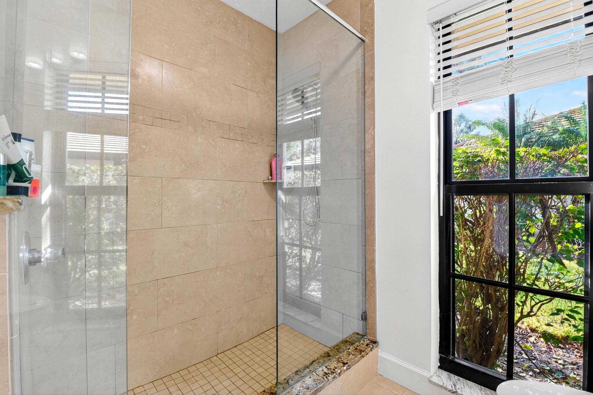 PINE VILLAS 10 - Residential Lease