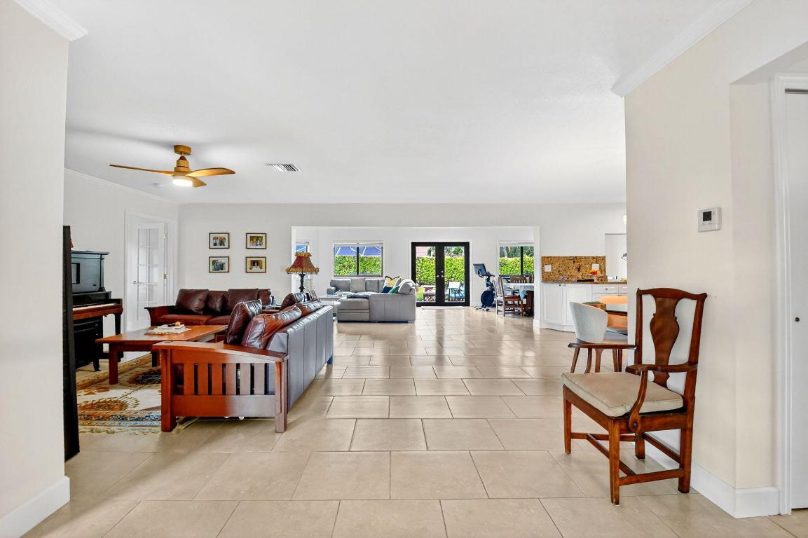 PINE VILLAS 10 - Residential Lease