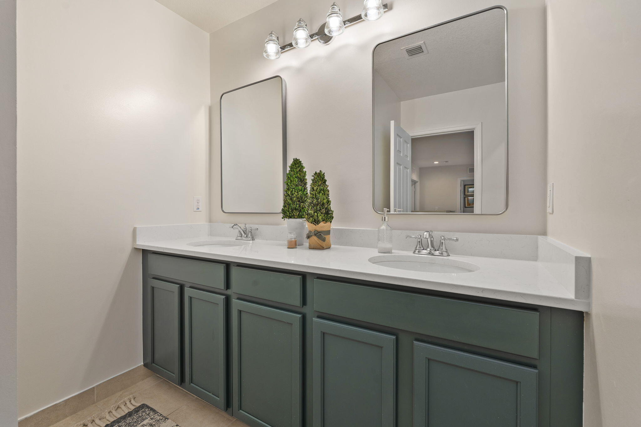 HIGHLANDS RESERVE - Residential