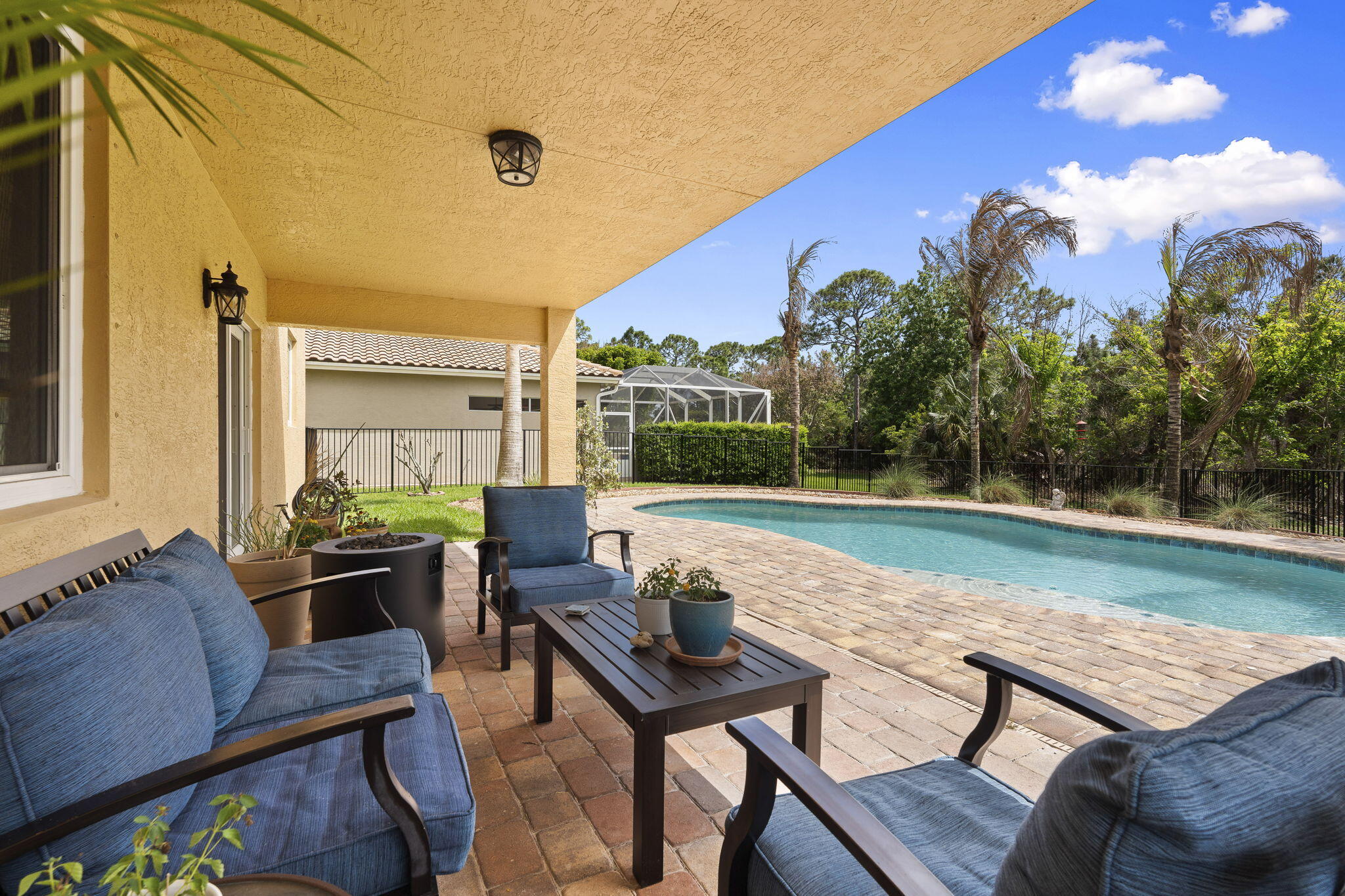 HIGHLANDS RESERVE - Residential