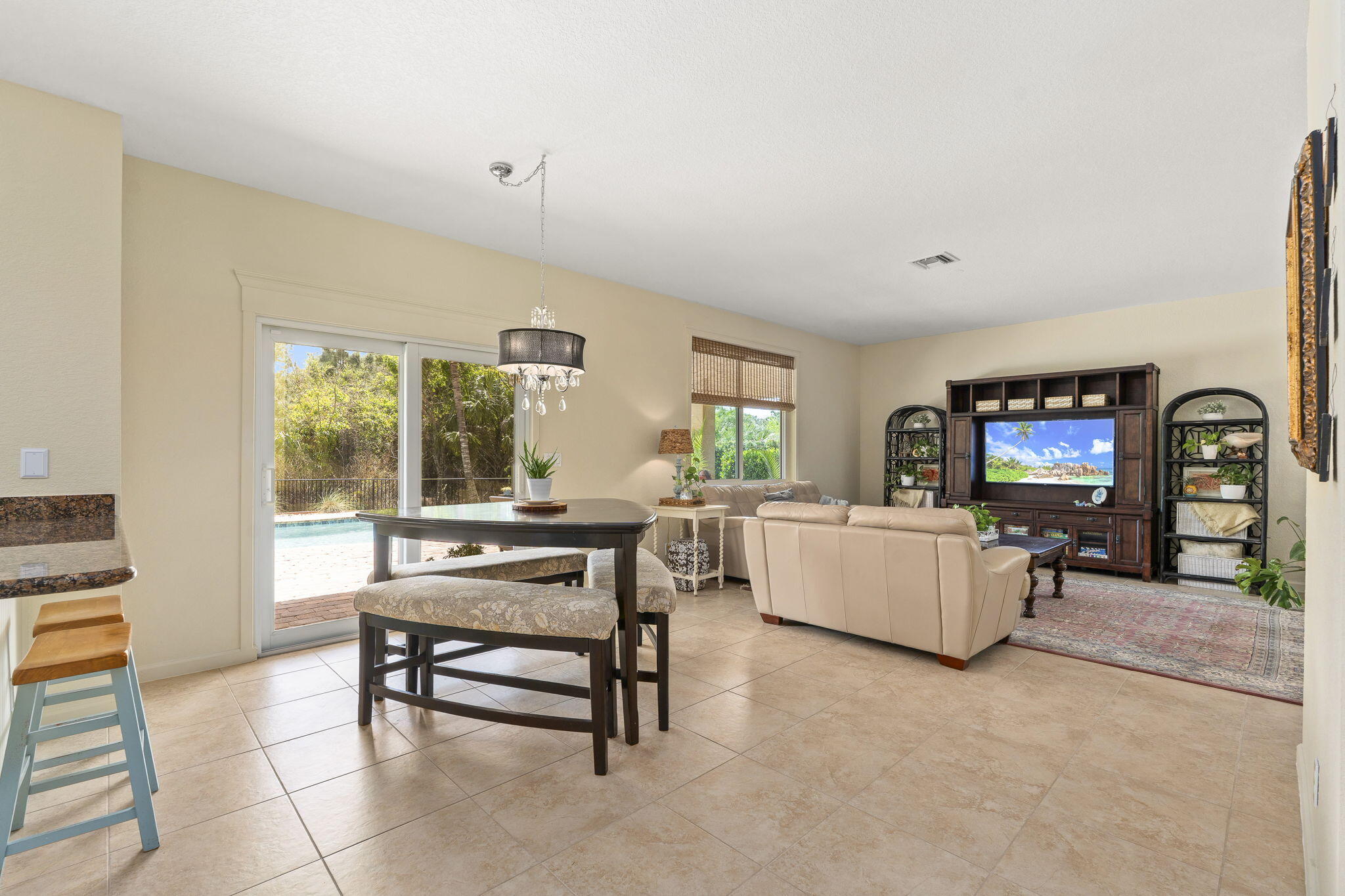 HIGHLANDS RESERVE - Residential