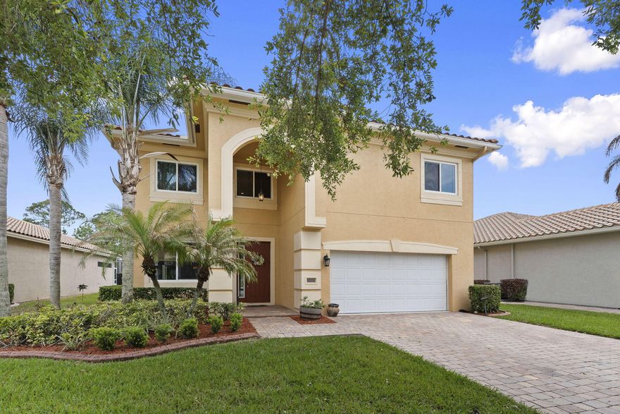 Welcome to this two-story home featuring 4 bedrooms PLUS a den, 2.5 bathrooms, and an upstairs loft, offering a functional layout with plenty of flexible living space. Inside, you'll find a comfortable flow between the main living areas and a kitchen equipped with stainless steel appliances. The primary suite includes a walk-in closet, dual sinks, and a separate tub and shower for added convenience. Step outside to a fenced backyard complete with an in-ground pool, covered patio, and paver patio and driveway—ideal for everyday enjoyment. The community offers a range of amenities such as a clubhouse, pool, fitness center, tennis courts, and more.