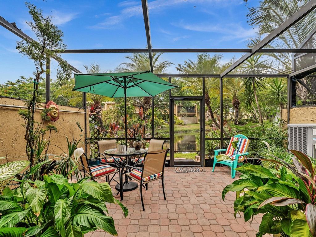 Photo of 701 E Coco Plum Circle #8, Plantation, FL 33324 (MLS # F10519001)