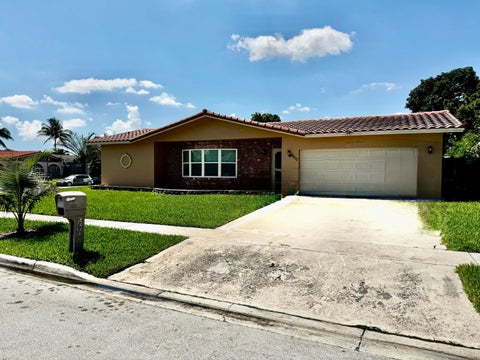 Photo of 6600 NW 23rd Street, Margate, FL 33063 (MLS # B26043778)