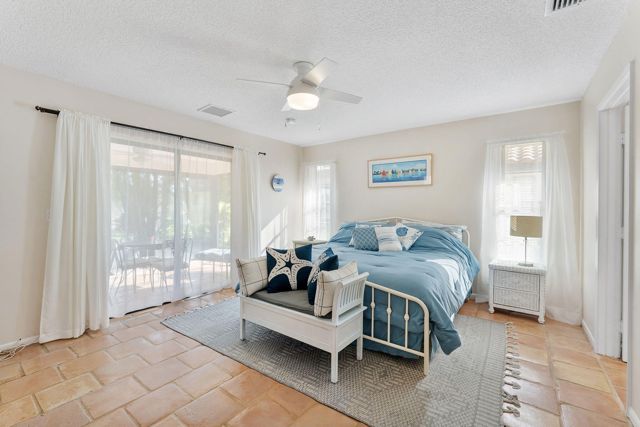 PALM CHASE LAKES - Residential