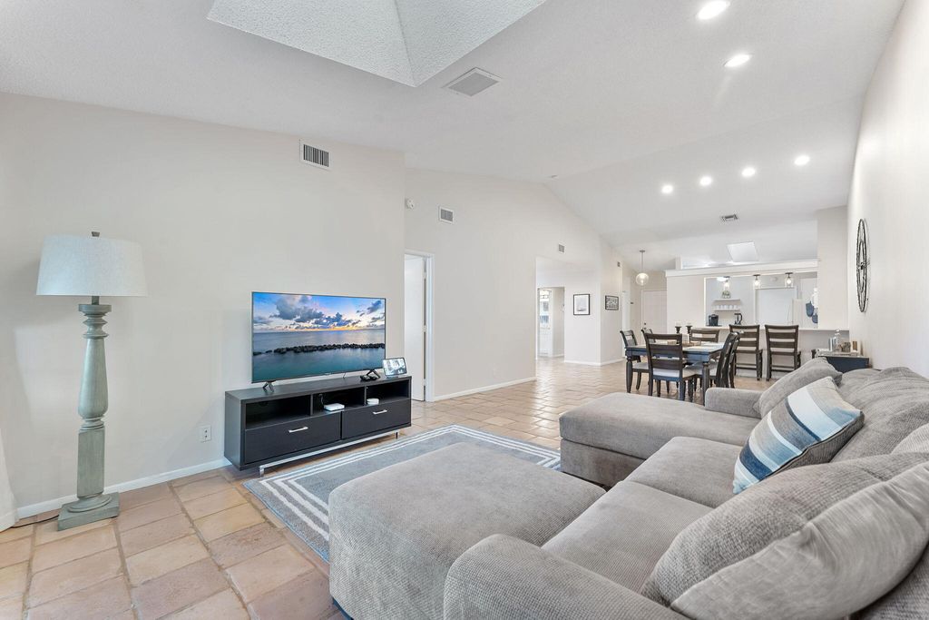 Photo of 5861 Sunswept Lane, Boynton Beach, FL 33437 (MLS # B26002911)