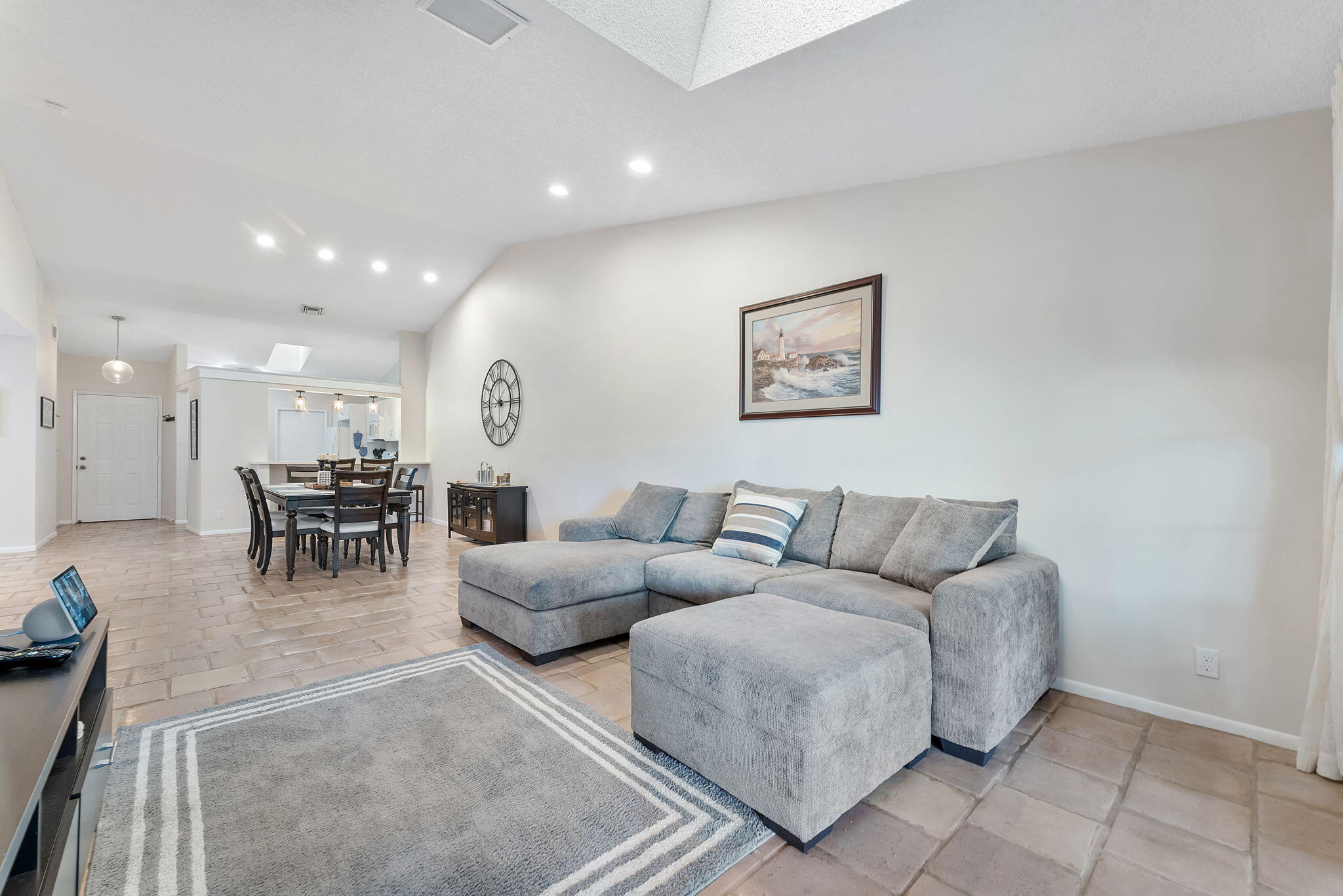 PALM CHASE LAKES - Residential