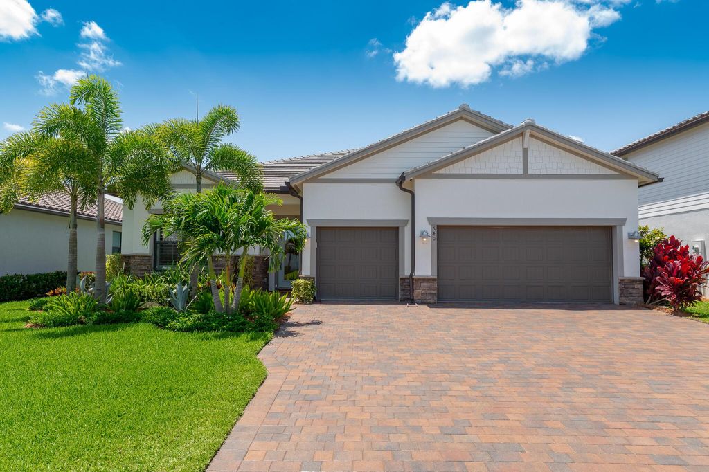 Photo of 640 SE Boboli Way, Port Saint Lucie, FL 34984 (MLS # R11092959)