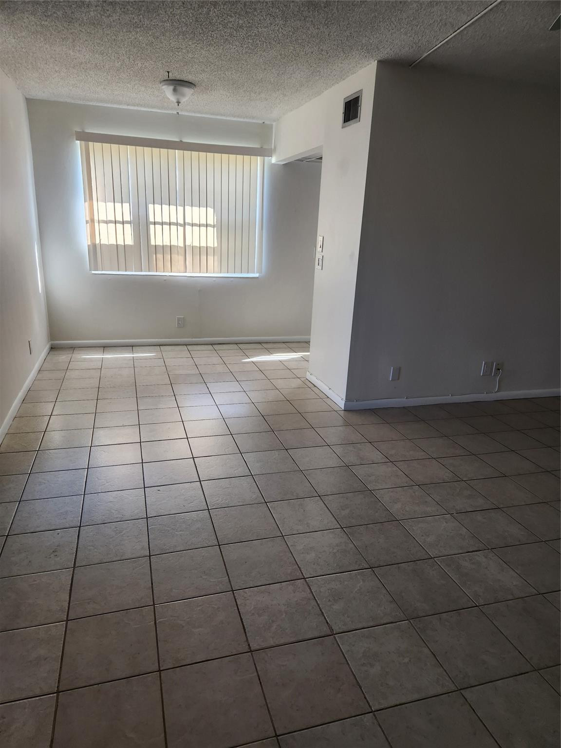 Farnham B Condo - Residential Lease