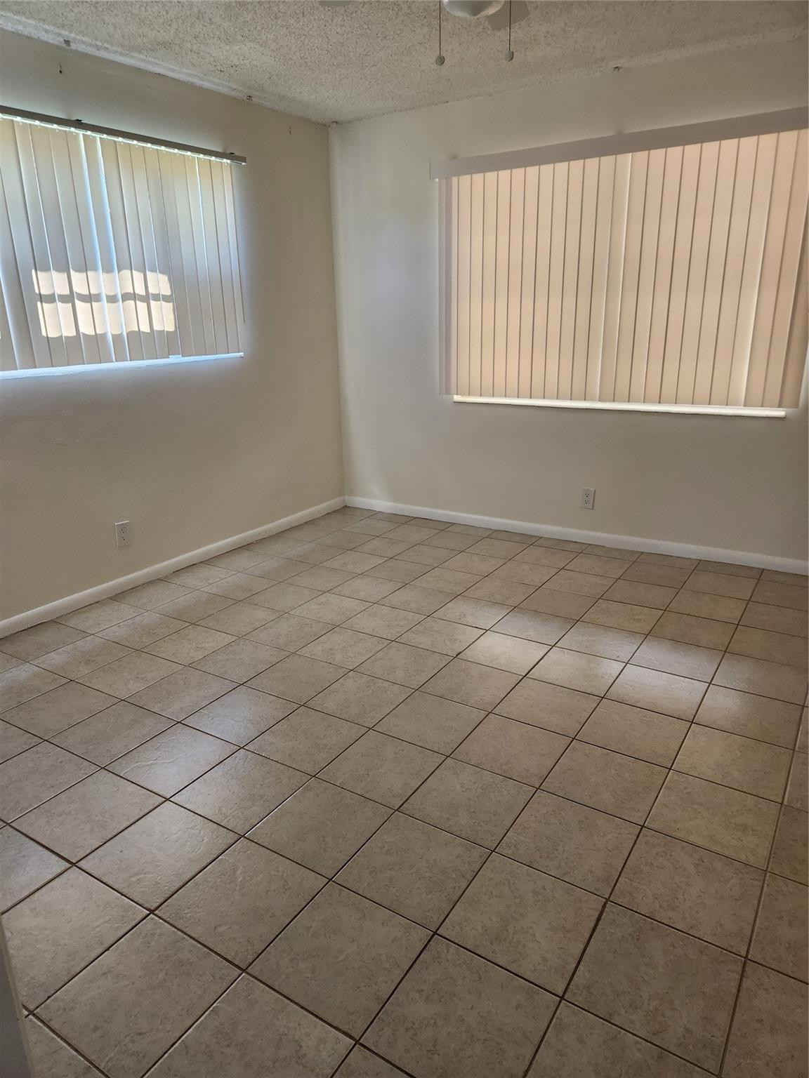 Farnham B Condo - Residential Lease