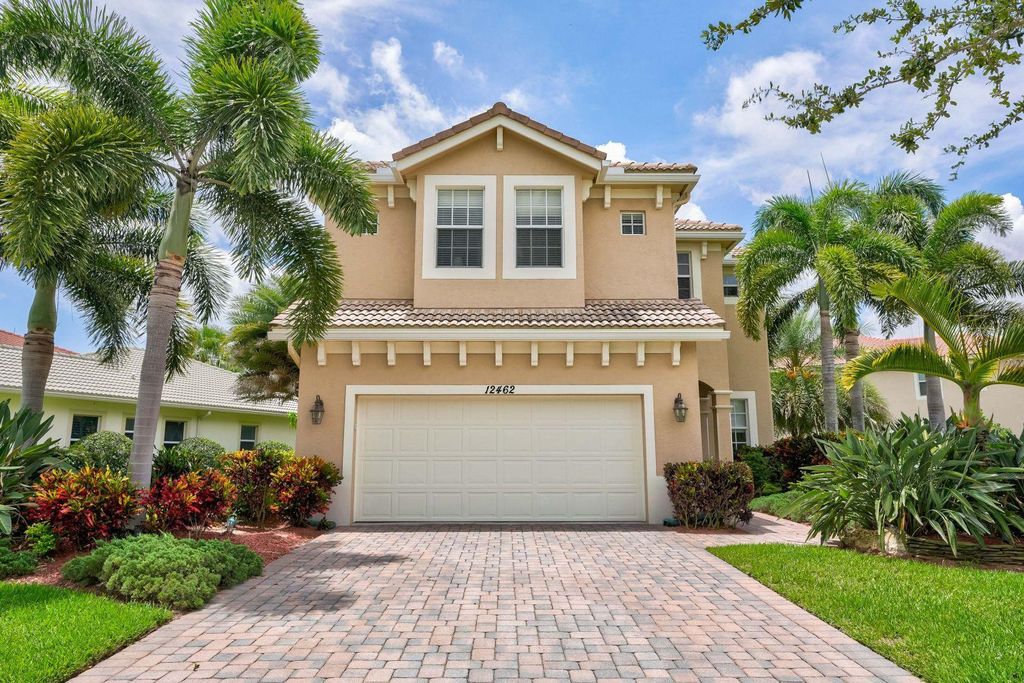 Photo of 12462 Aviles Circle, Palm Beach Gardens, FL 33418 (MLS # R10799370)