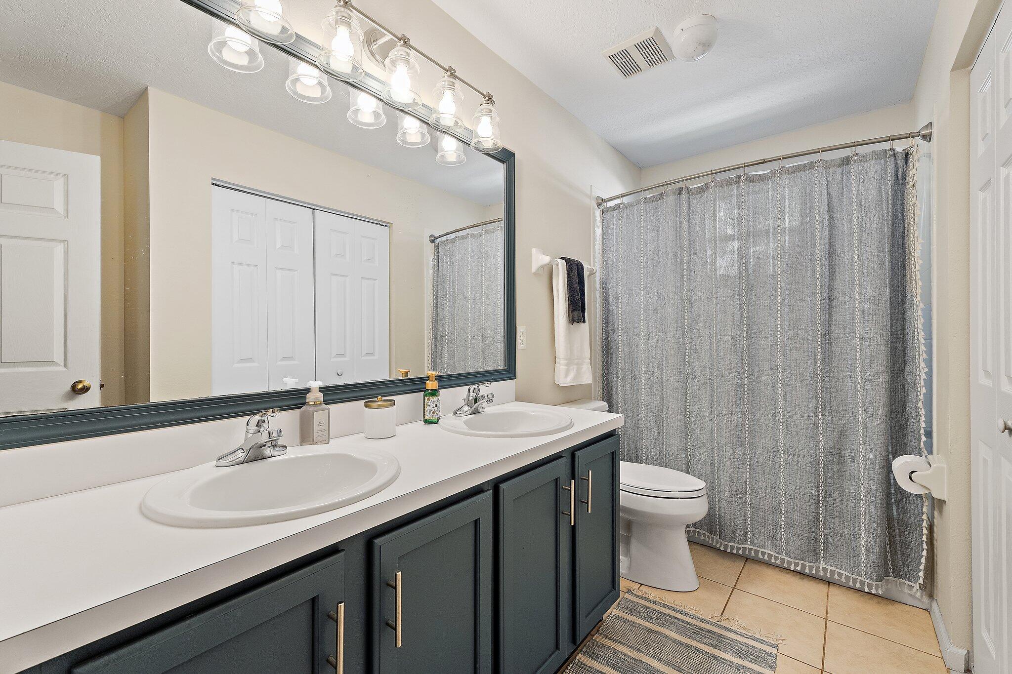 PENNOCK LANDING - Residential