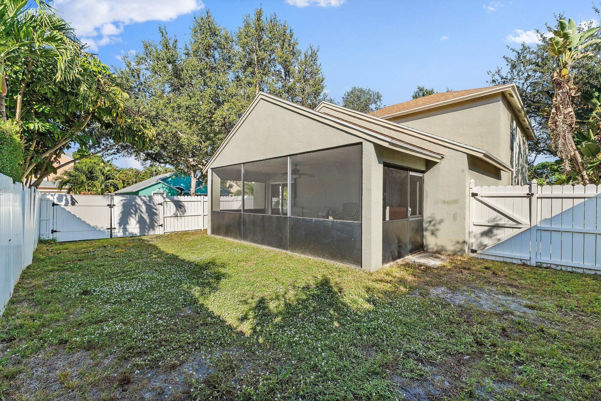 PENNOCK LANDING - Residential