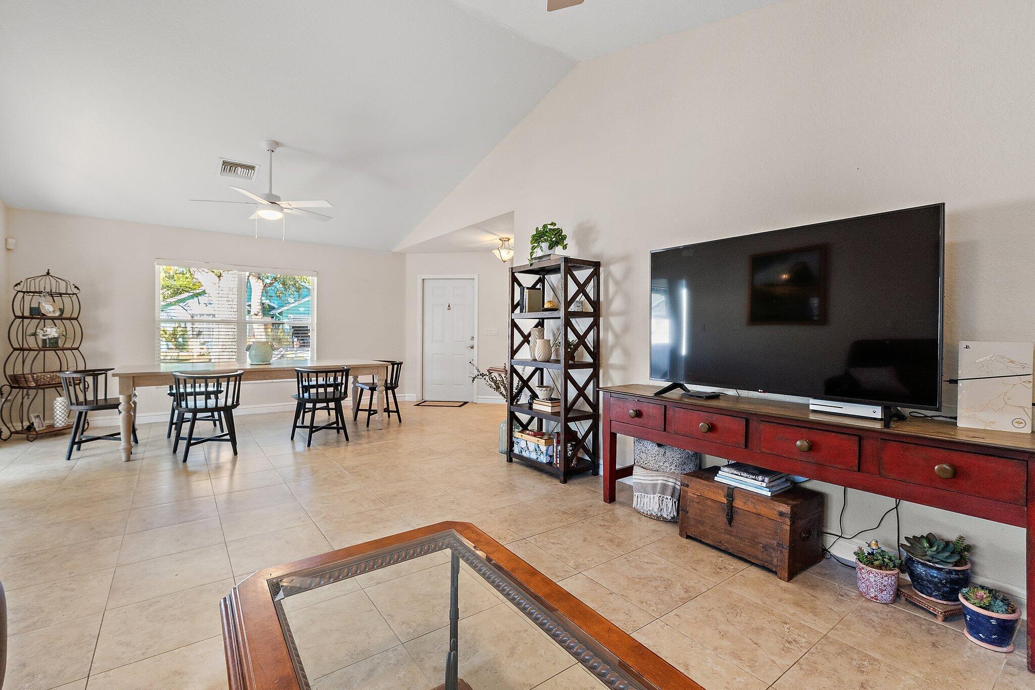 PENNOCK LANDING - Residential