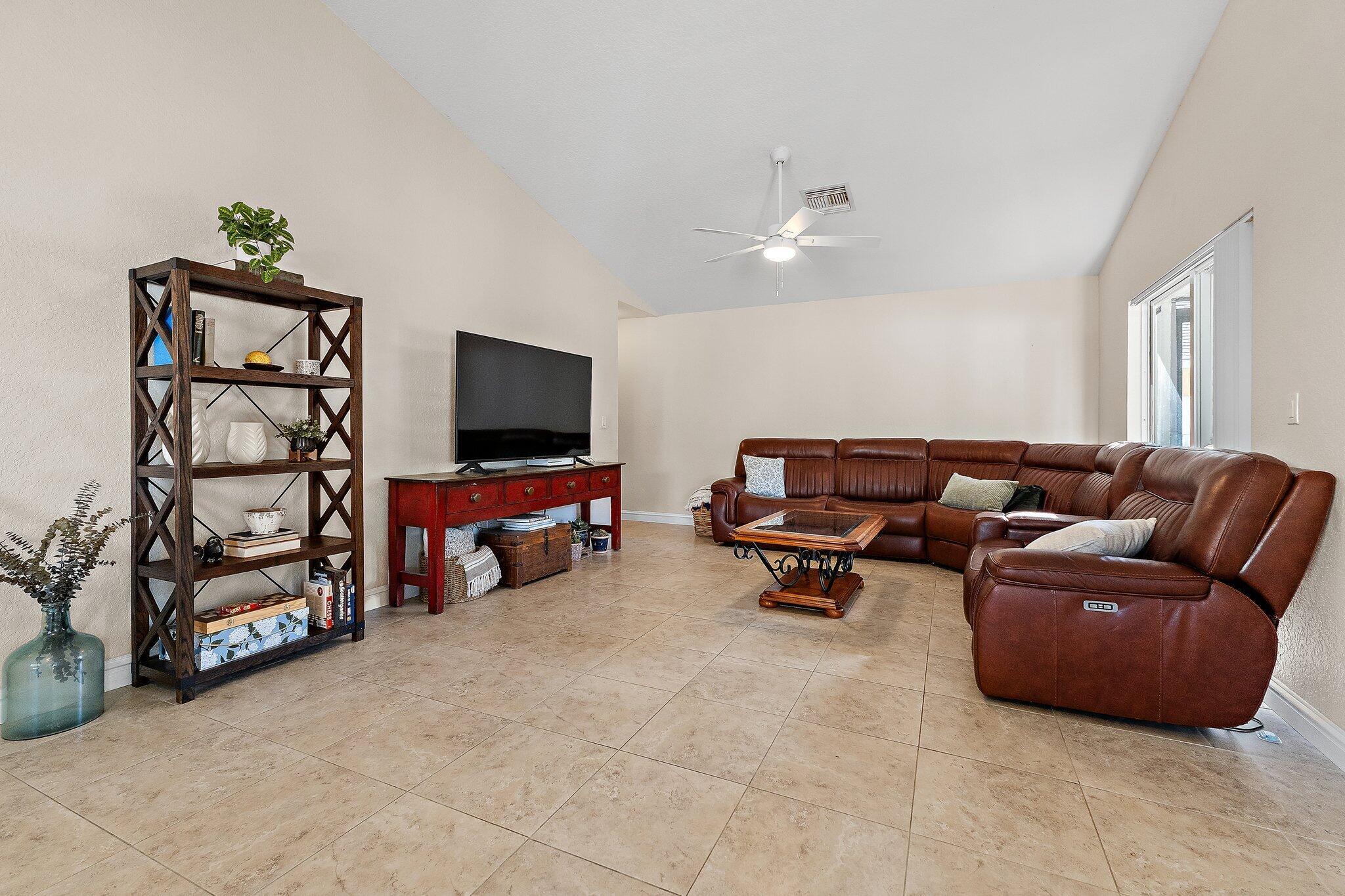 PENNOCK LANDING - Residential