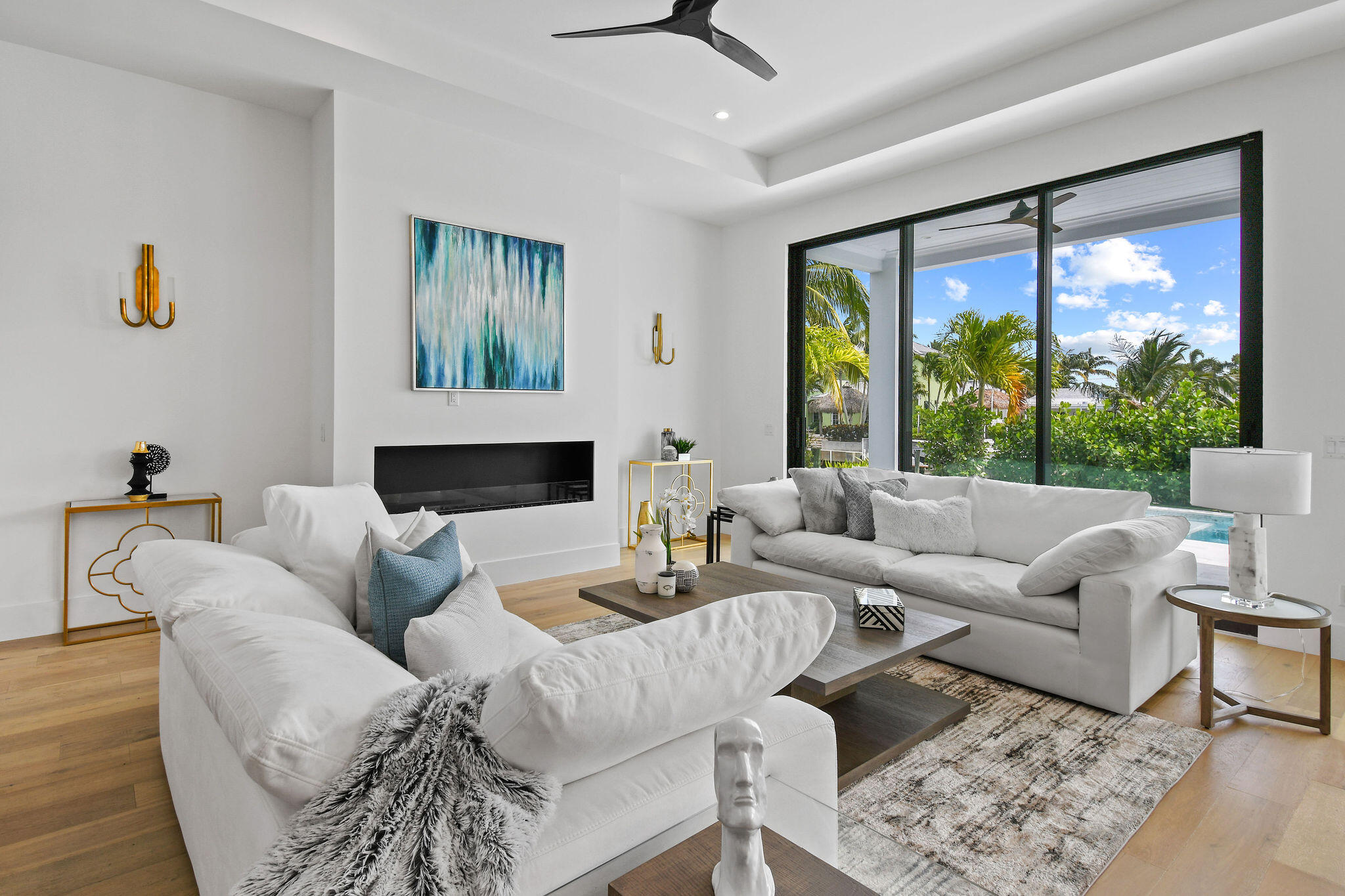 NORTH PALM BEACH VILLAGE OF 2 - Residential