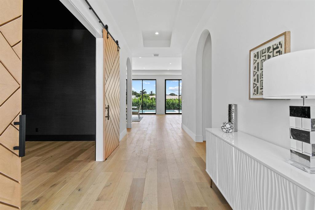 NORTH PALM BEACH VILLAGE - Residential