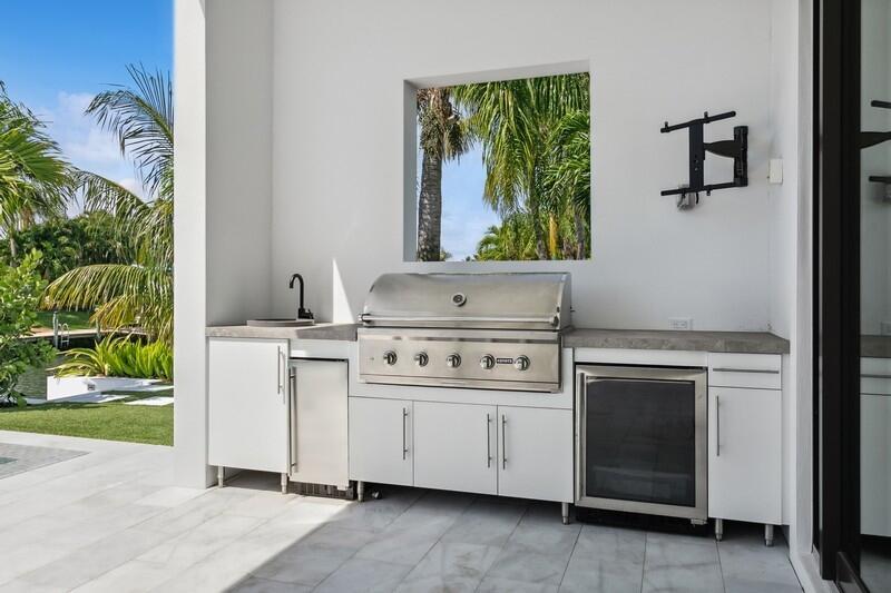 NORTH PALM BEACH VILLAGE - Residential