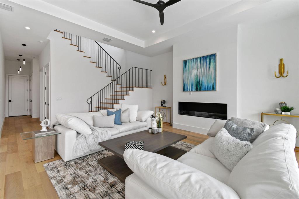 NORTH PALM BEACH VILLAGE - Residential