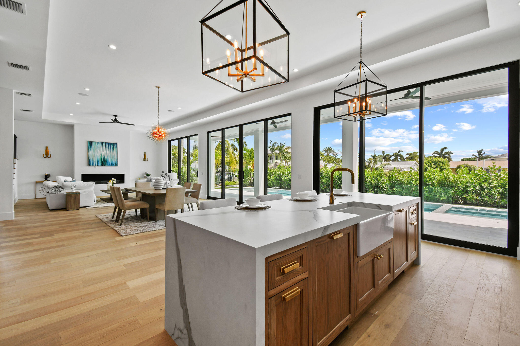 NORTH PALM BEACH VILLAGE OF 2 - Residential