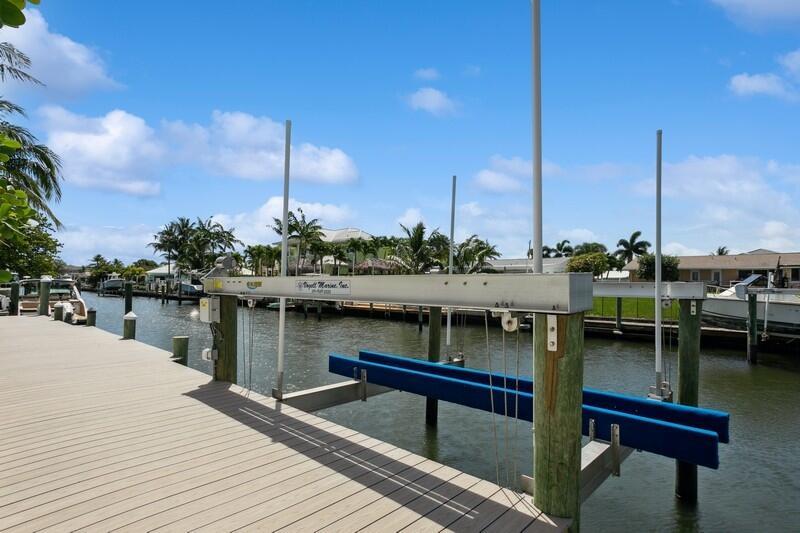 NORTH PALM BEACH VILLAGE - Residential