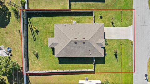 A home in Port St Lucie