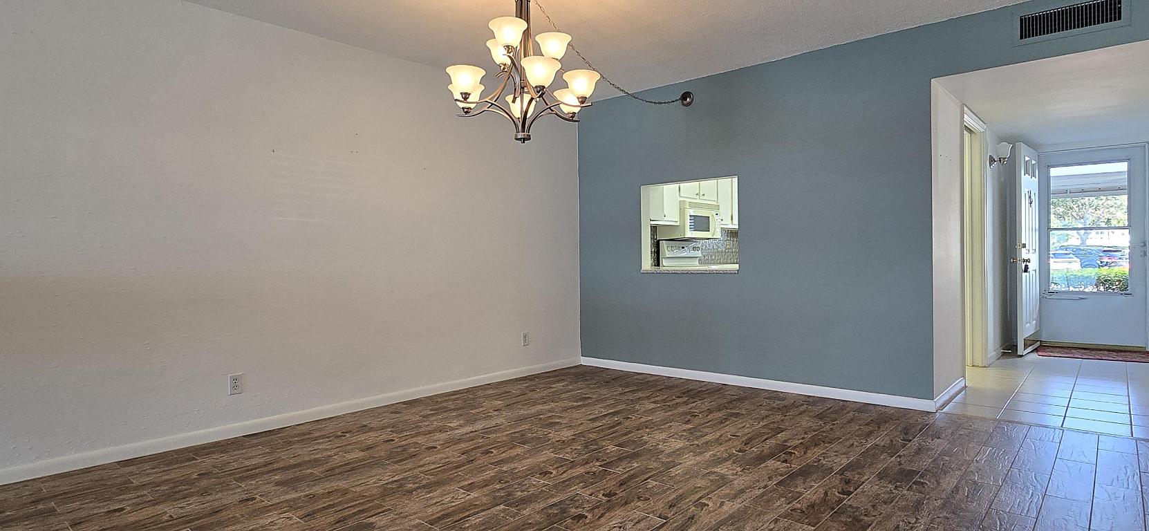 LANDINGS CONDO - Residential