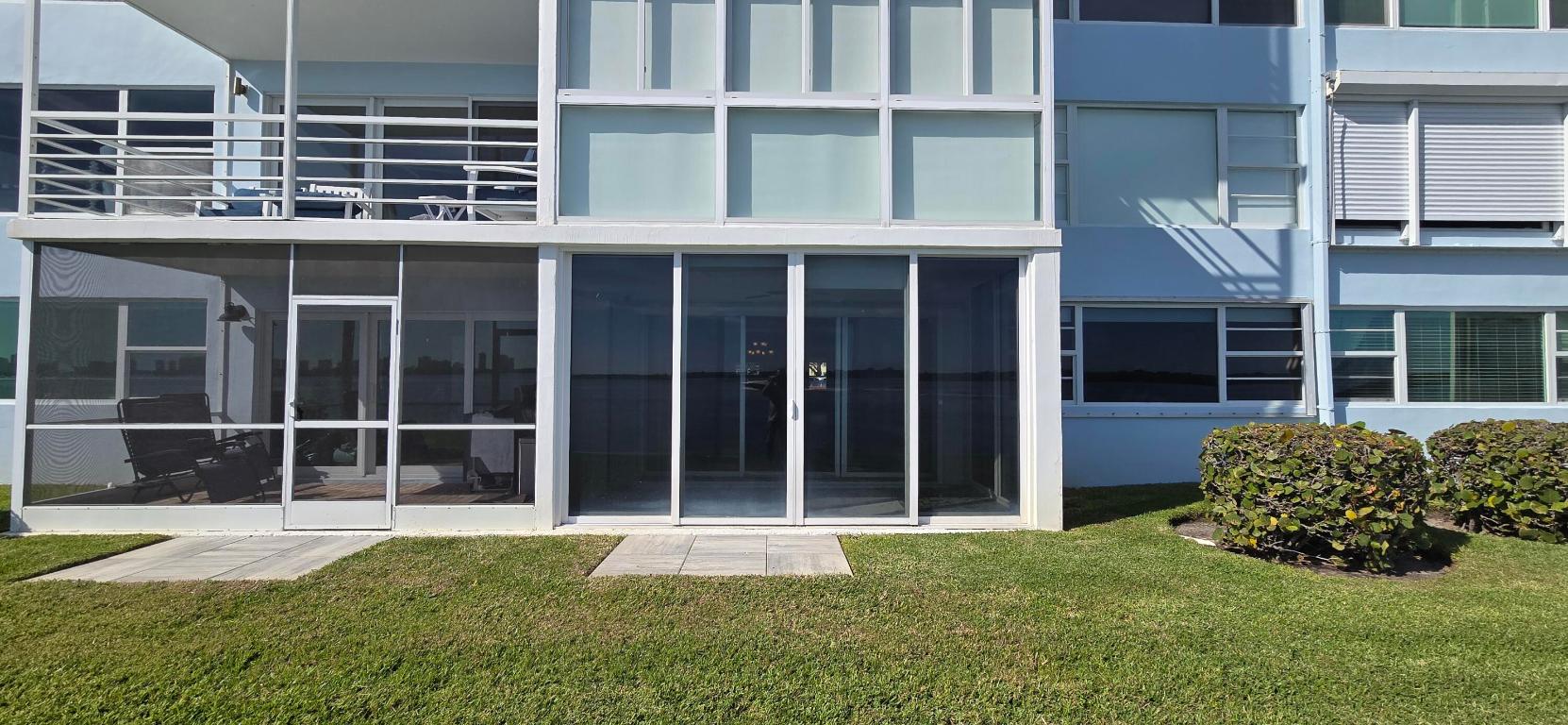 LANDINGS CONDO - Residential