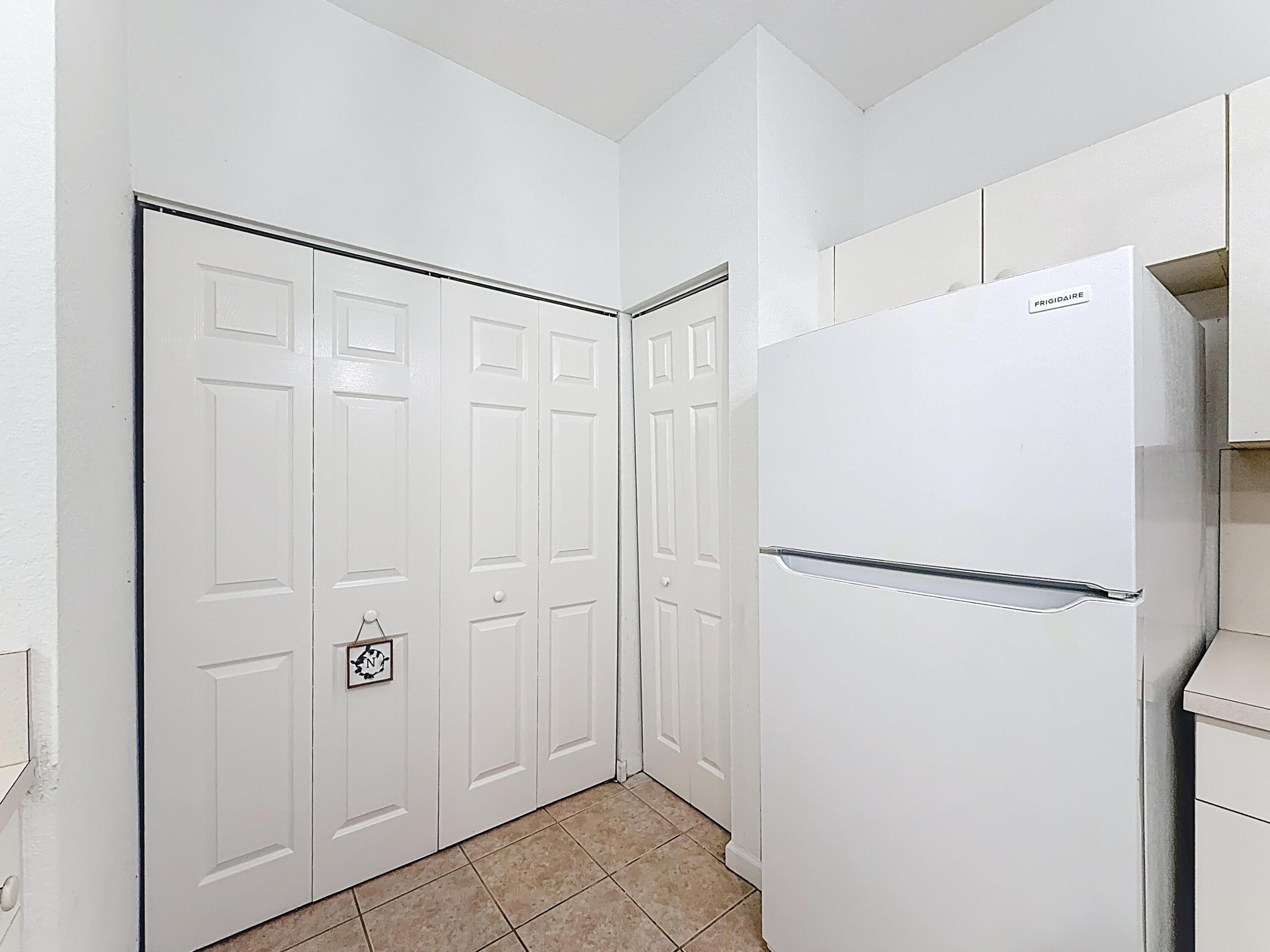 MARTIN/MARANGOS 146-35 B - Residential Lease