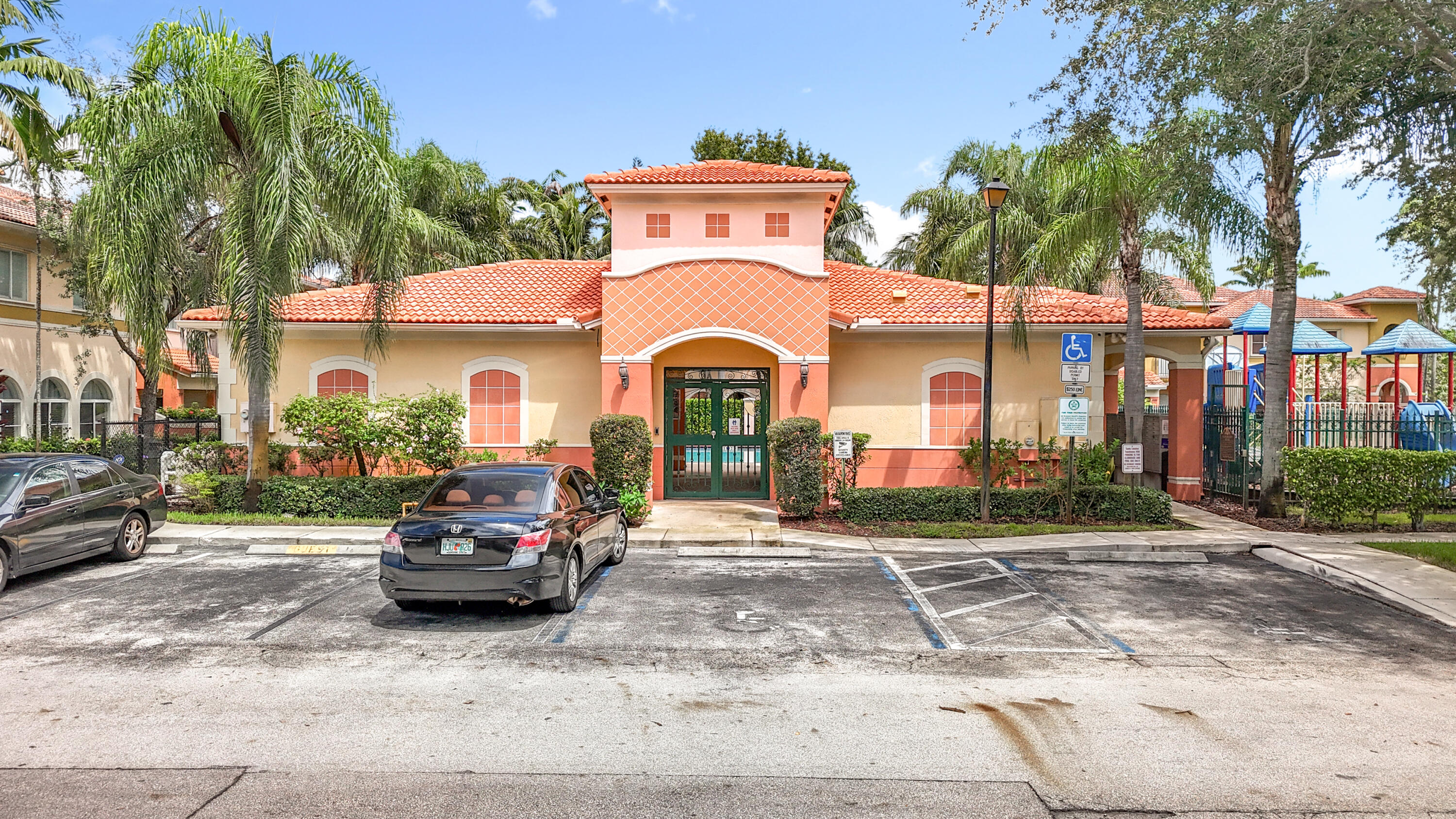 MARTIN/MARANGOS 146-35 B - Residential Lease