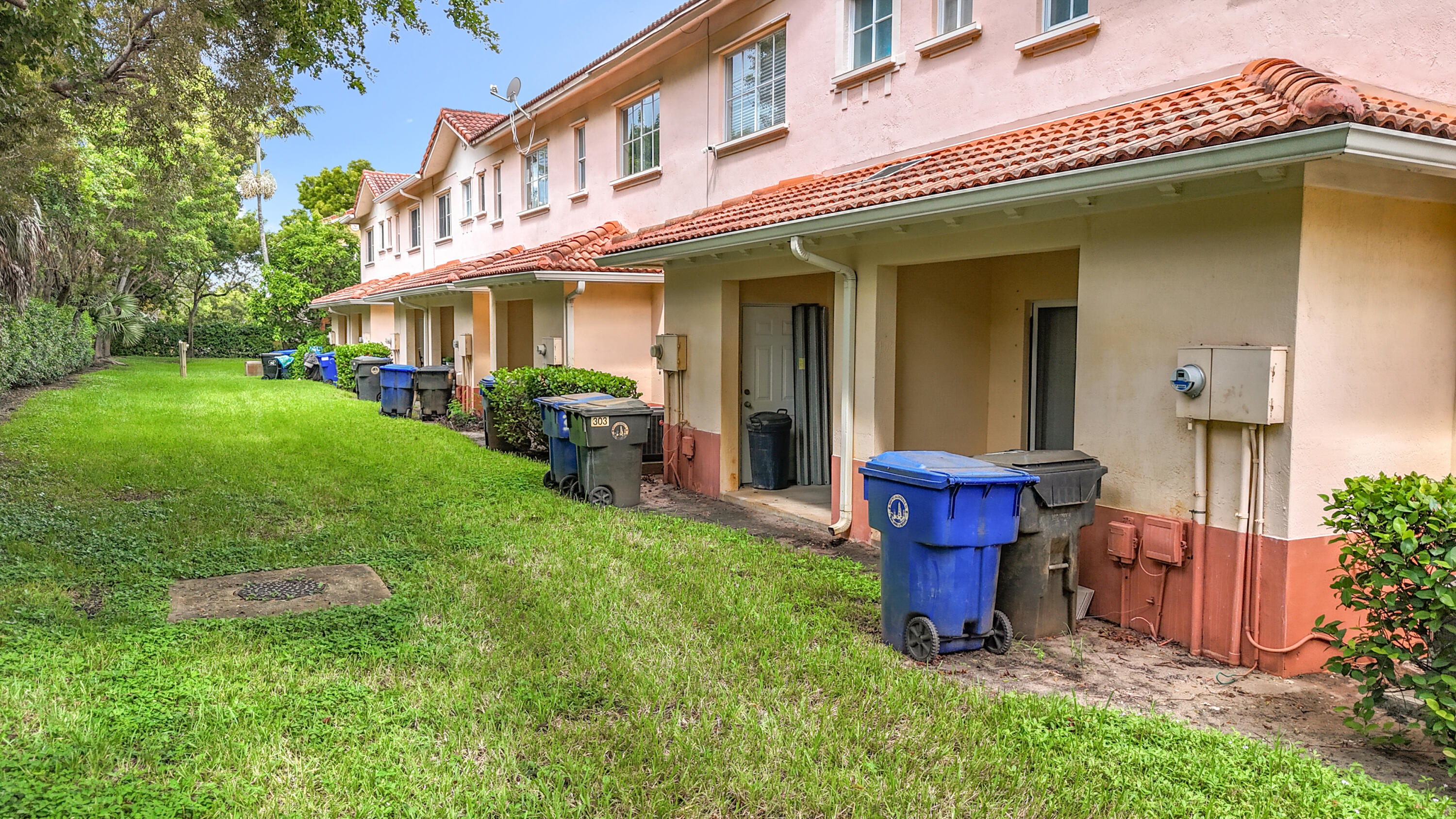 MARTIN/MARANGOS 146-35 B - Residential Lease