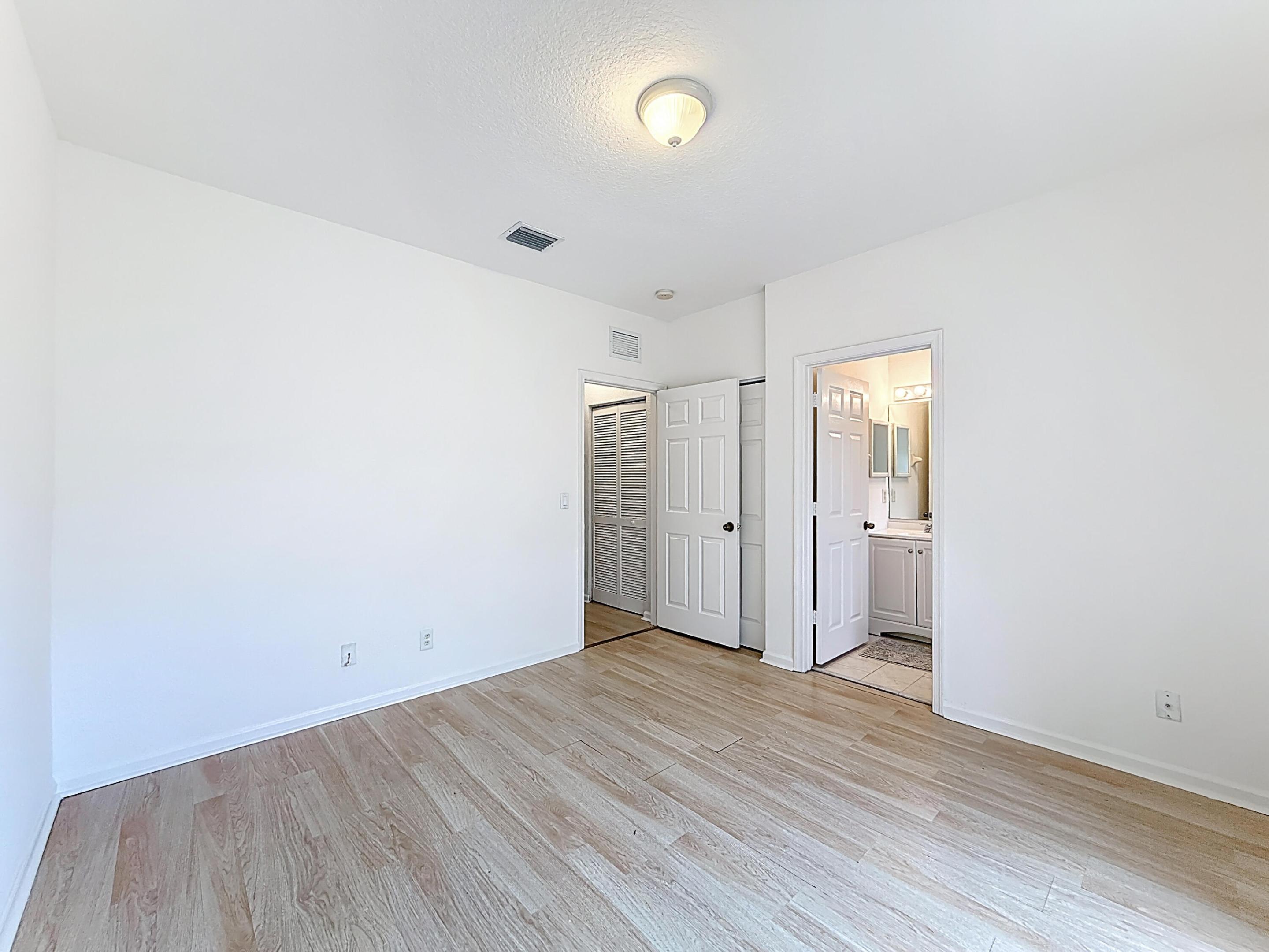 MARTIN/MARANGOS 146-35 B - Residential Lease