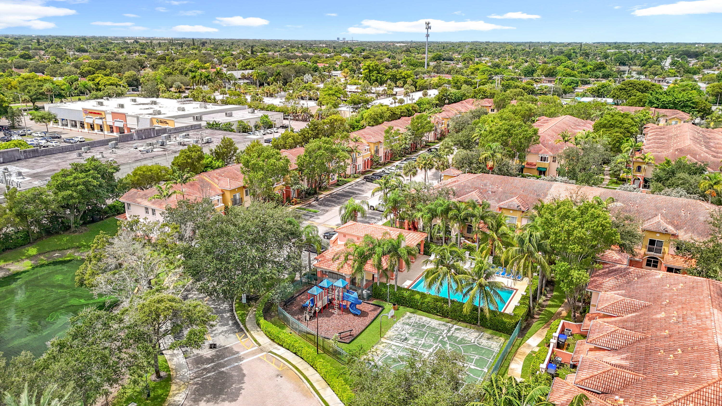 MARTIN/MARANGOS 146-35 B - Residential Lease