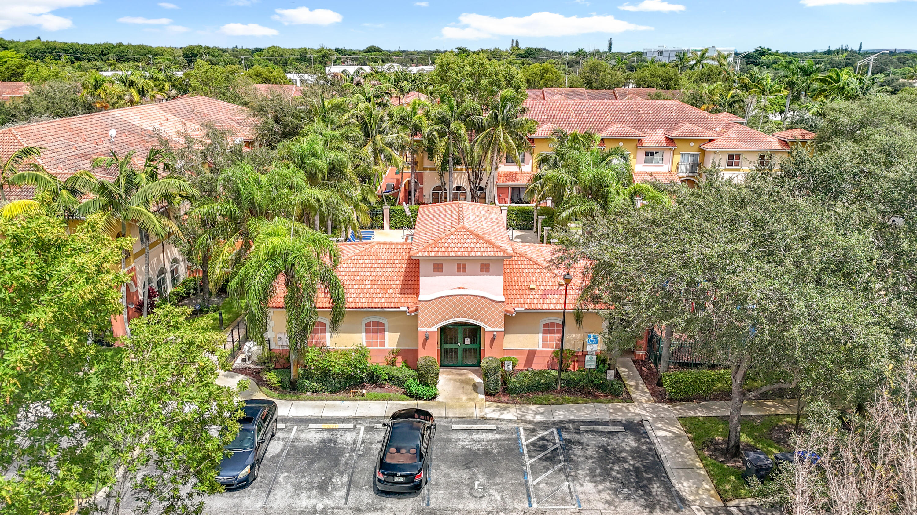 MARTIN/MARANGOS 146-35 B - Residential Lease