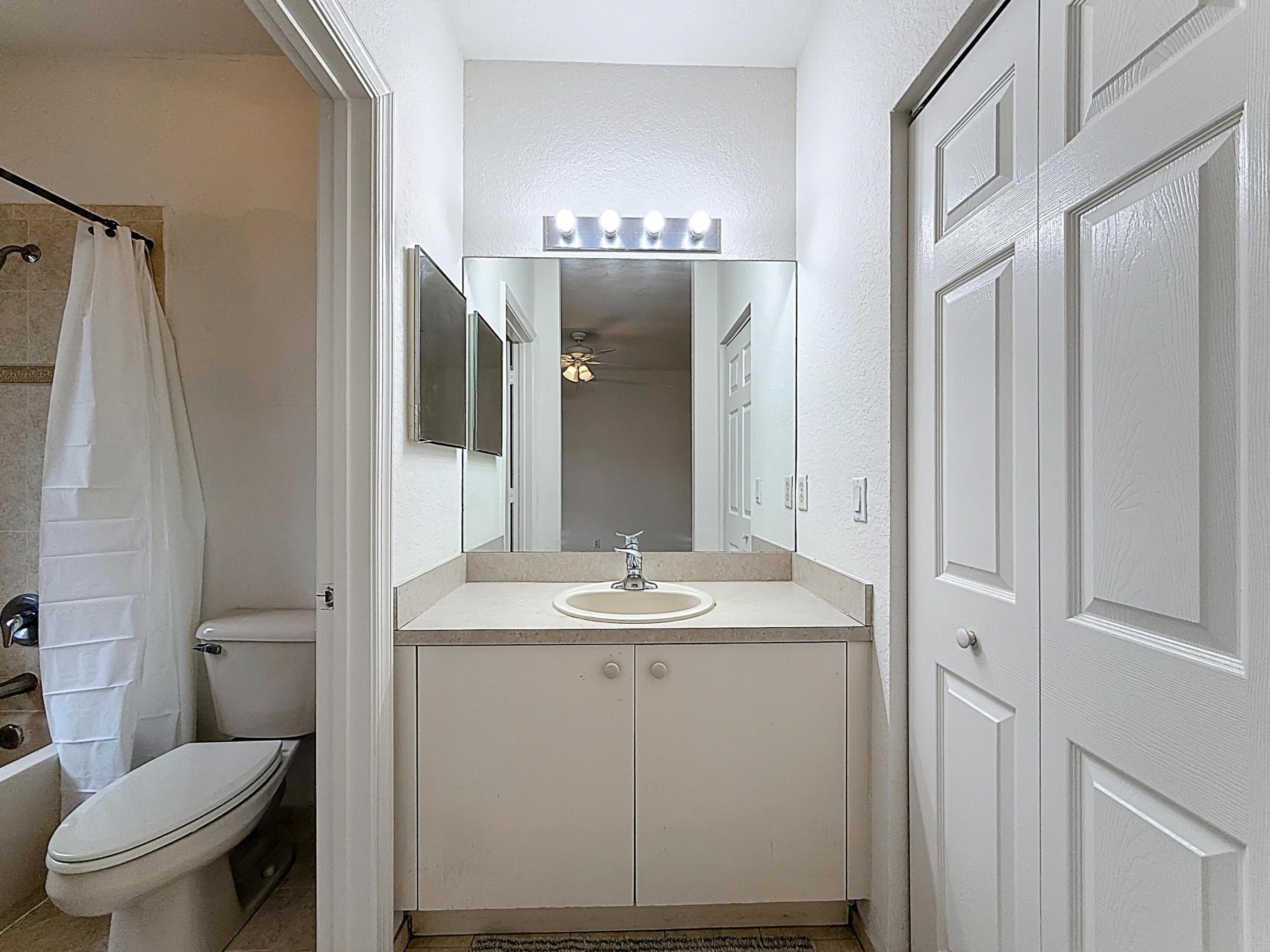 MARTIN/MARANGOS 146-35 B - Residential Lease