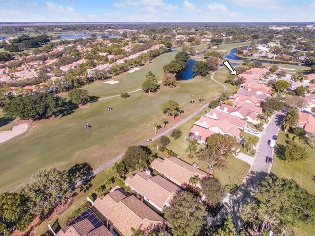 Photo of 24 Ironwood Way N, Palm Beach Gardens, FL 33418 (MLS # R10757110)