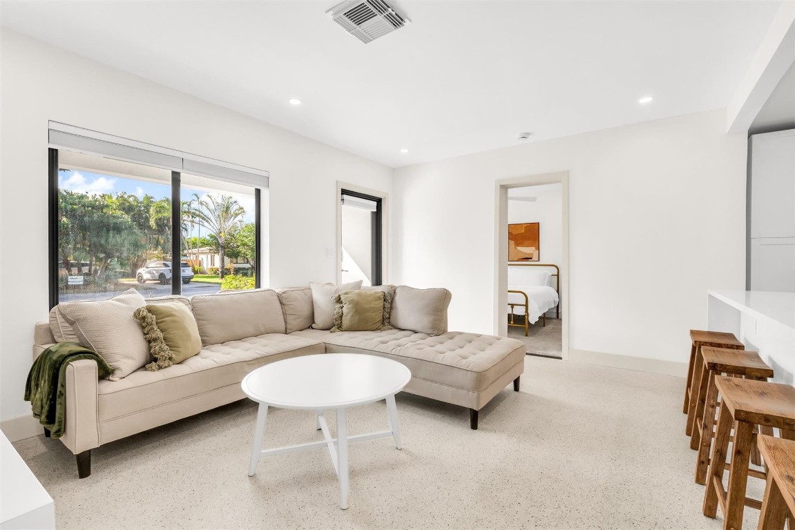 POINSETTIA HEIGHTS - Residential