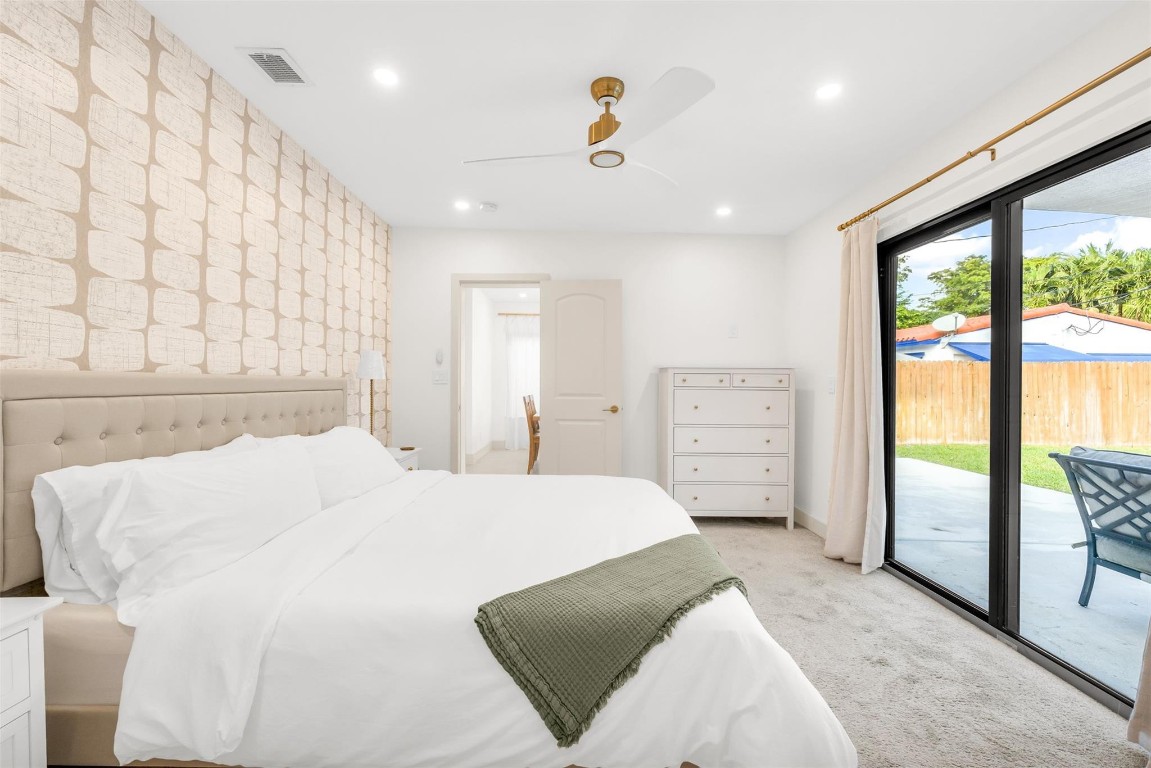 POINSETTIA HEIGHTS - Residential