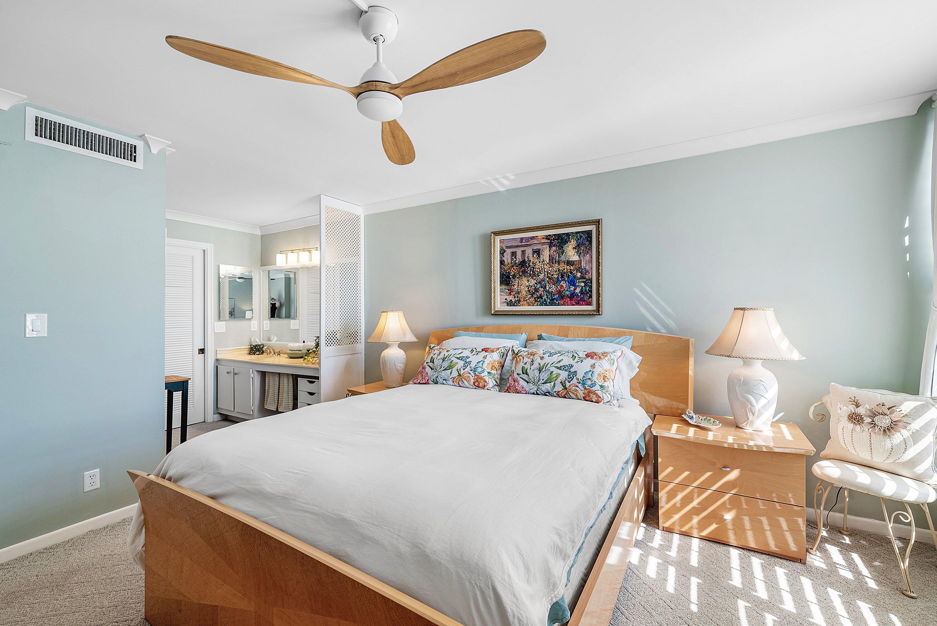 BOCA BAYOU PH 1, 2 THRU 5 & 7 CONDOS - Residential