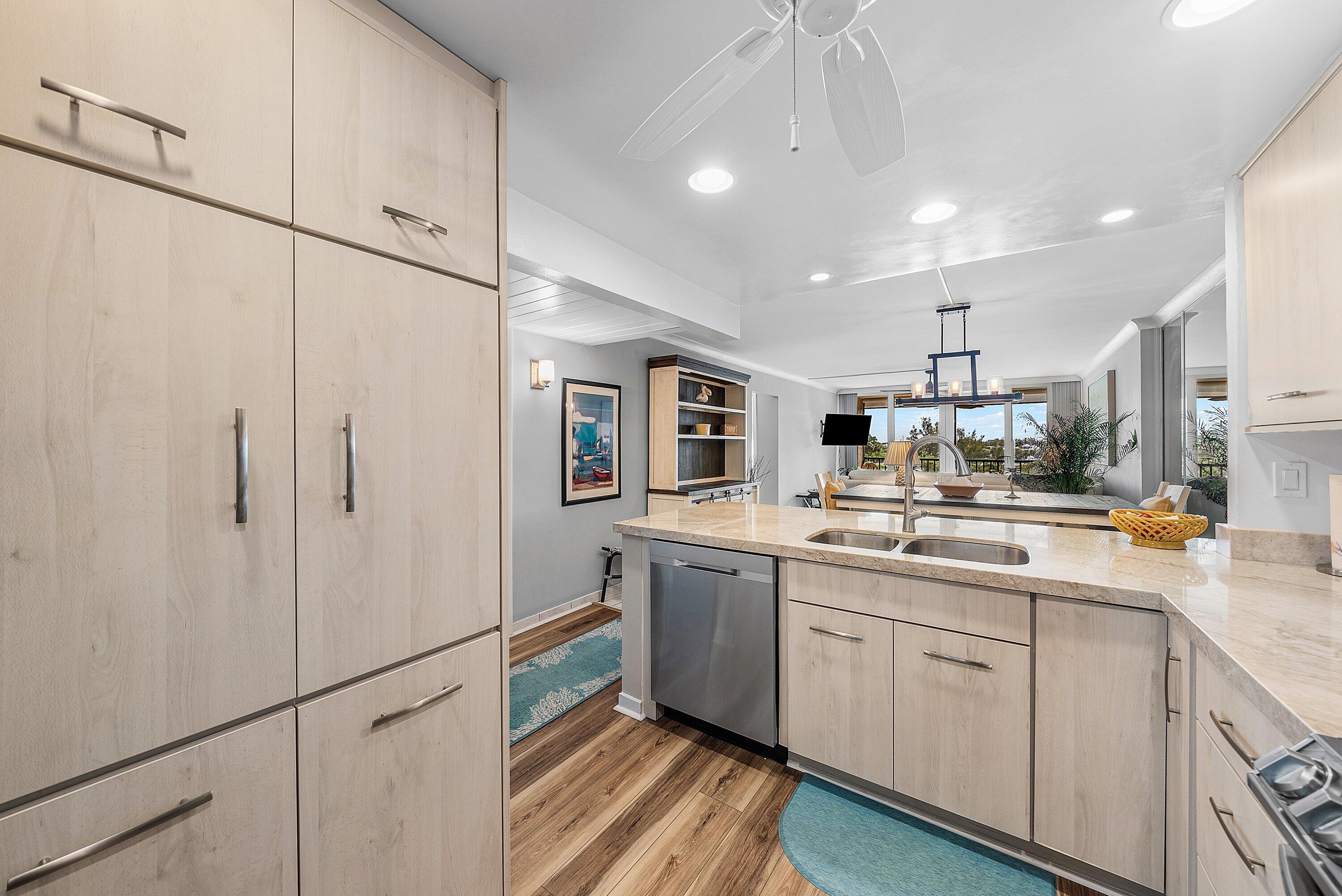 BOCA BAYOU PH 1, 2 THRU 5 & 7 CONDOS - Residential