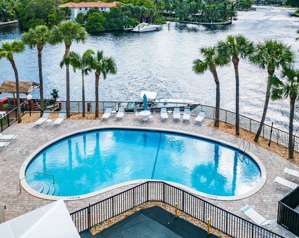 BOCA BAYOU PH 1, 2 THRU 5 & 7 CONDOS - Residential