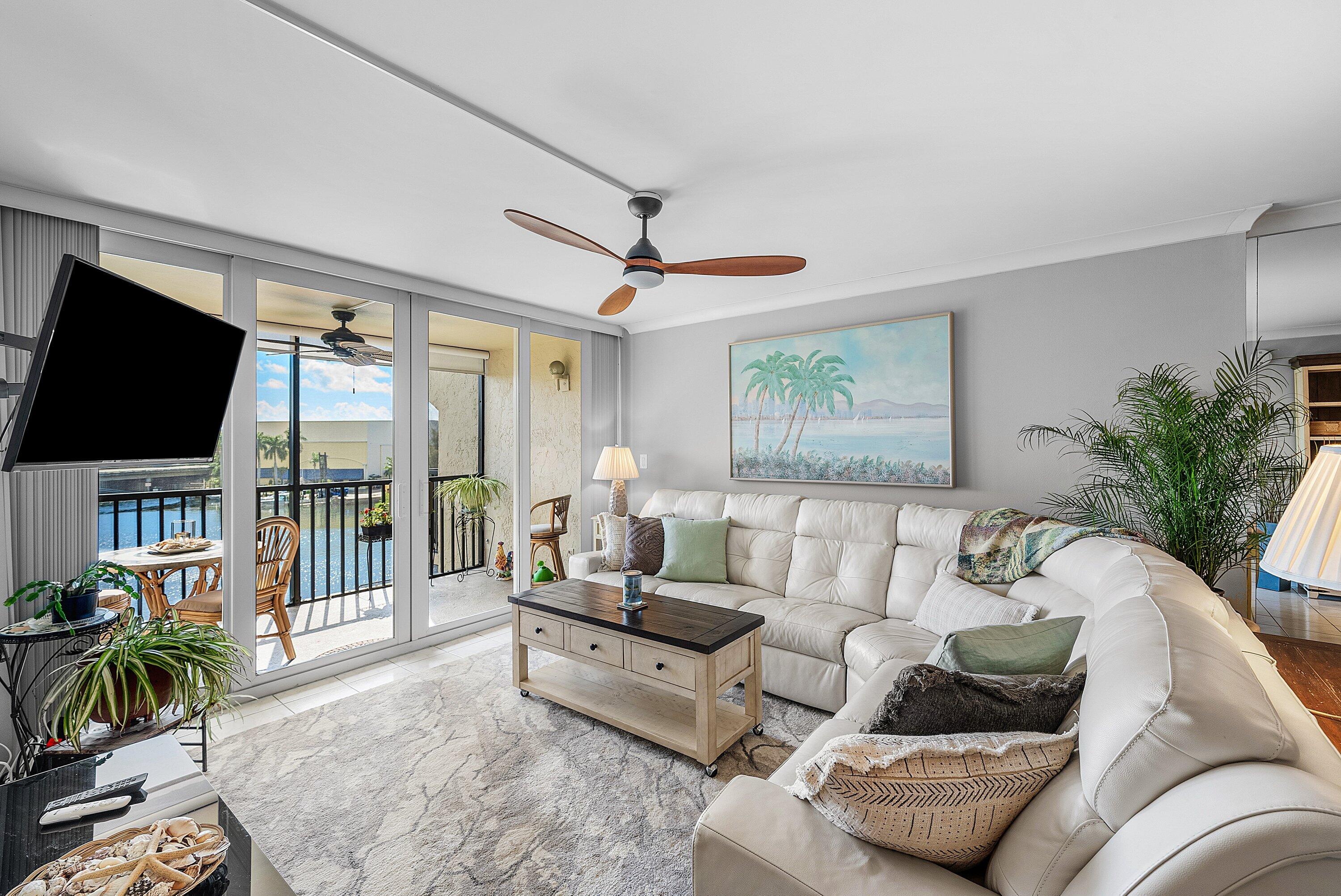 BOCA BAYOU PH 1, 2 THRU 5 & 7 CONDOS - Residential