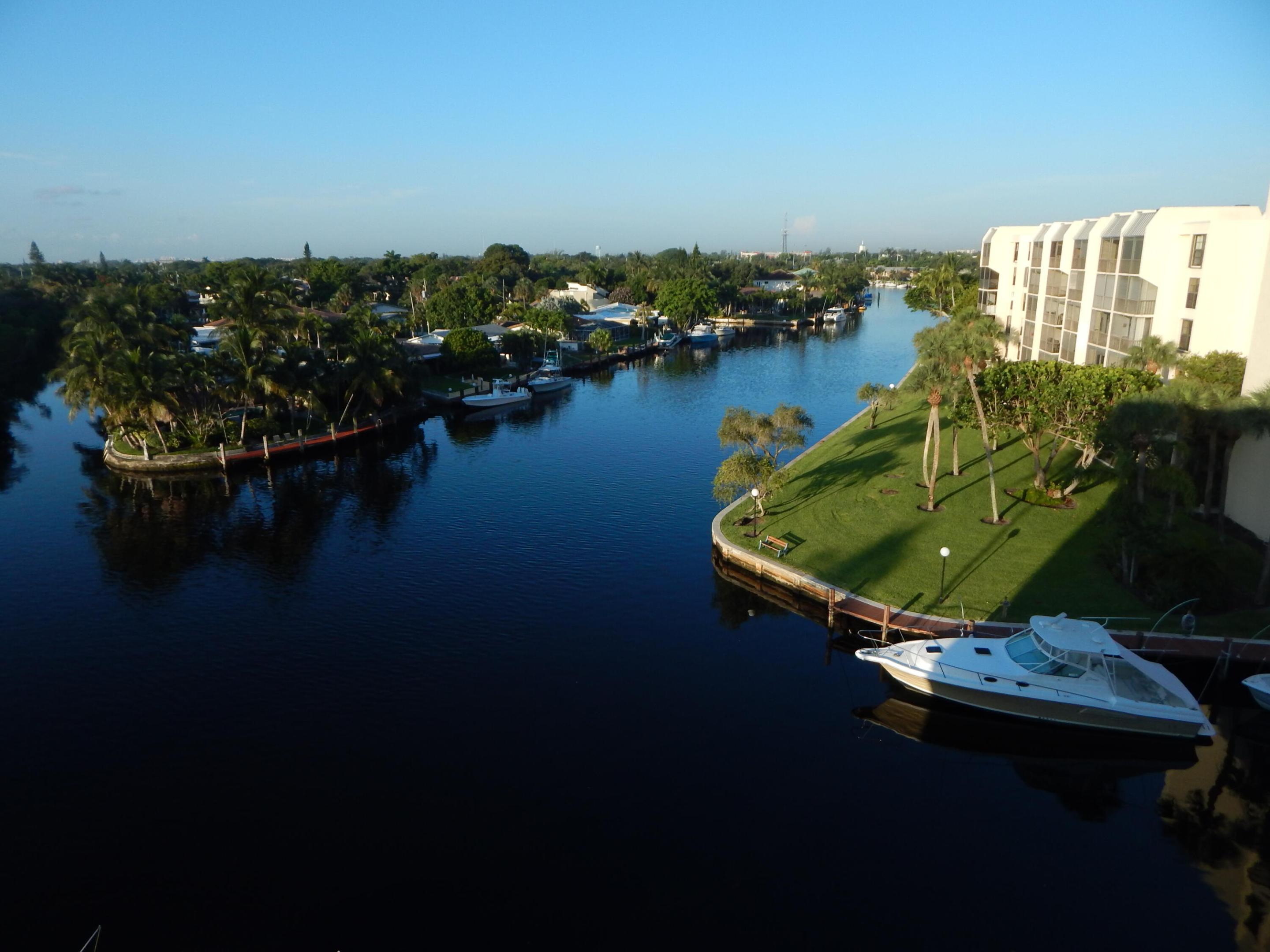 BOCA BAYOU PH 1, 2 THRU 5 & 7 CONDOS - Residential