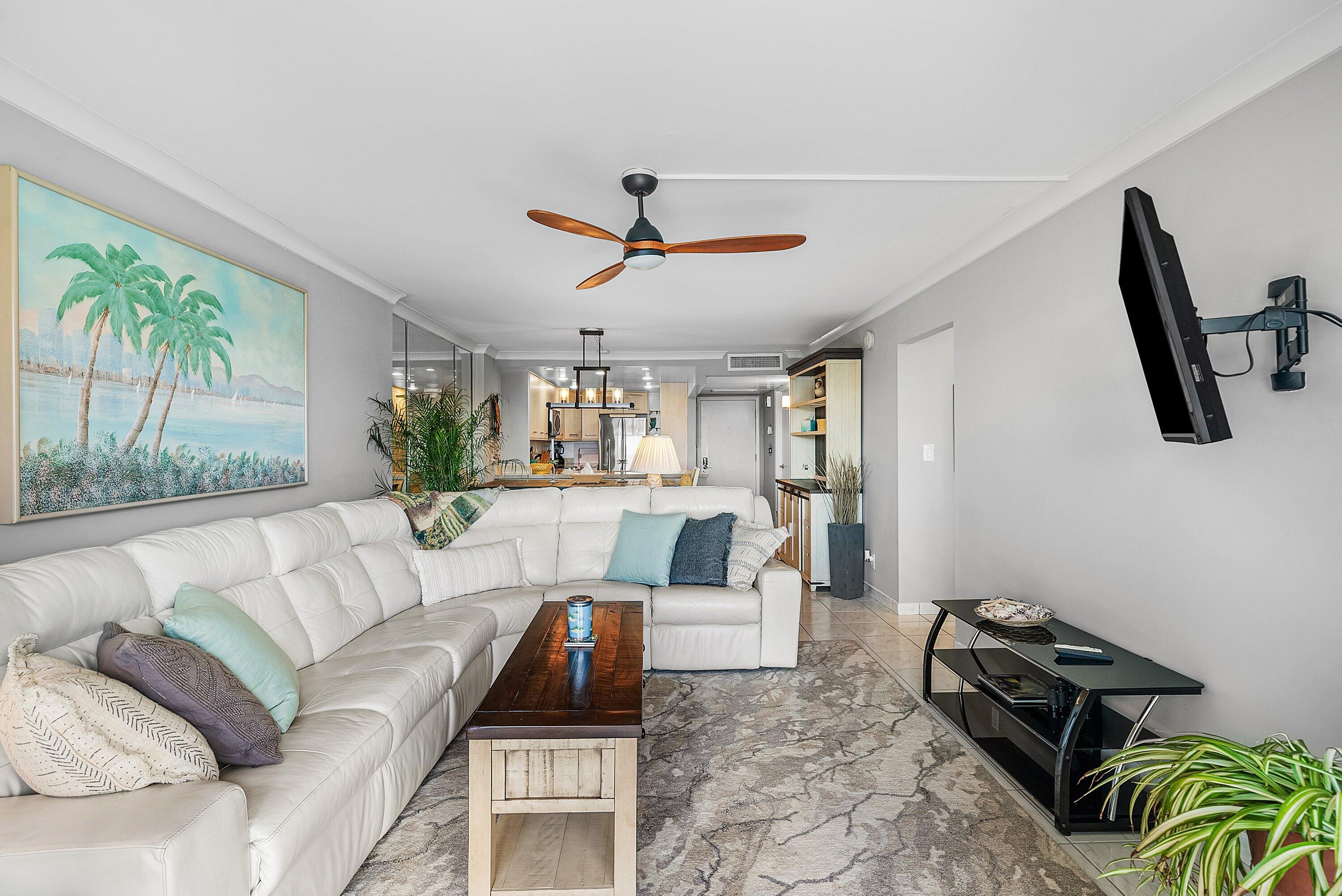 BOCA BAYOU PH 1, 2 THRU 5 & 7 CONDOS - Residential