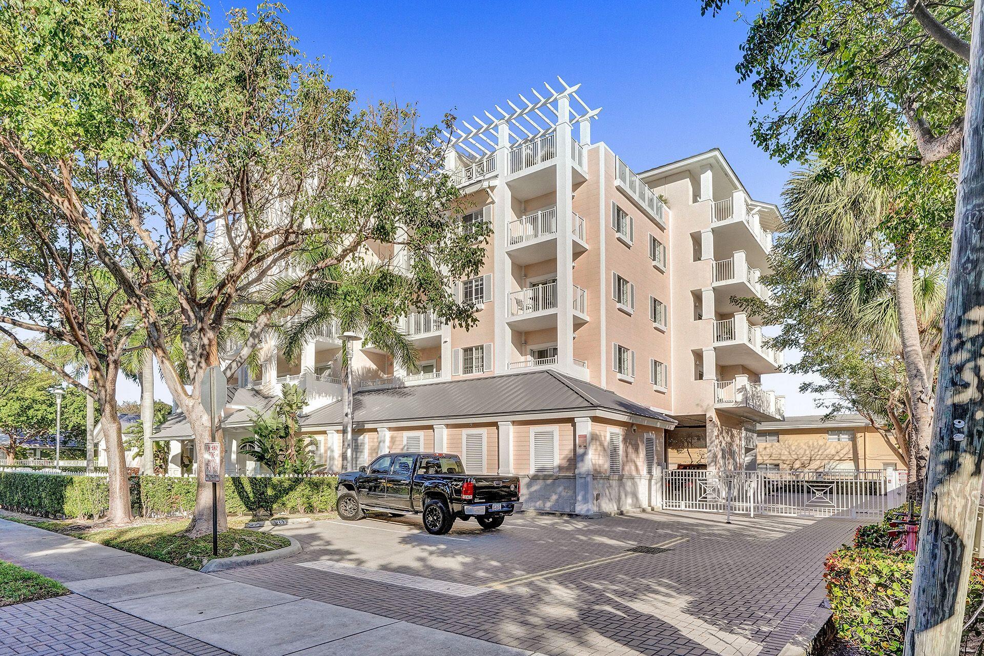 ISLAND BREEZE AT DEERFIEL - Residential