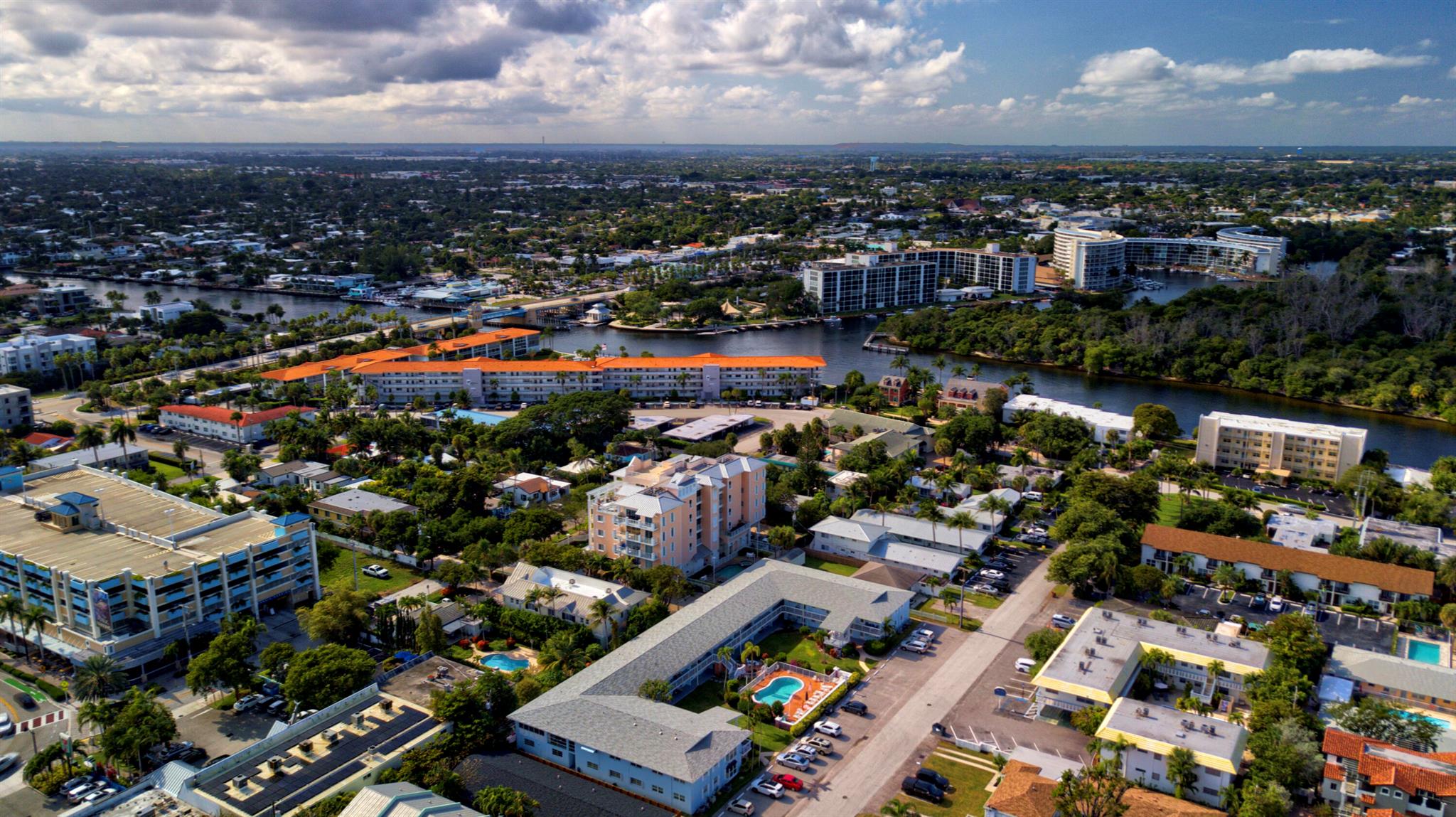 ISLAND BREEZE AT DEERFIEL - Residential