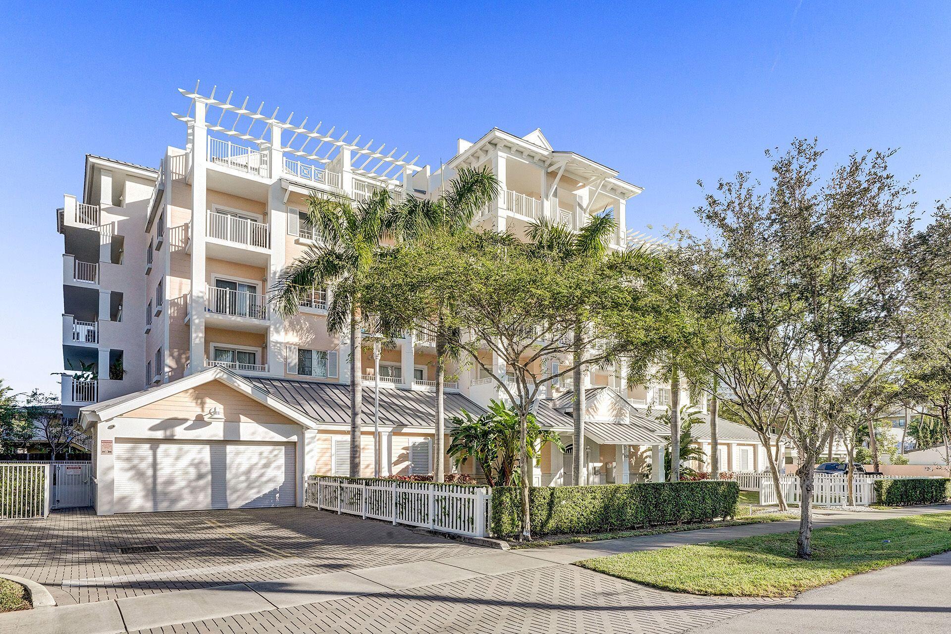 ISLAND BREEZE AT DEERFIEL - Residential