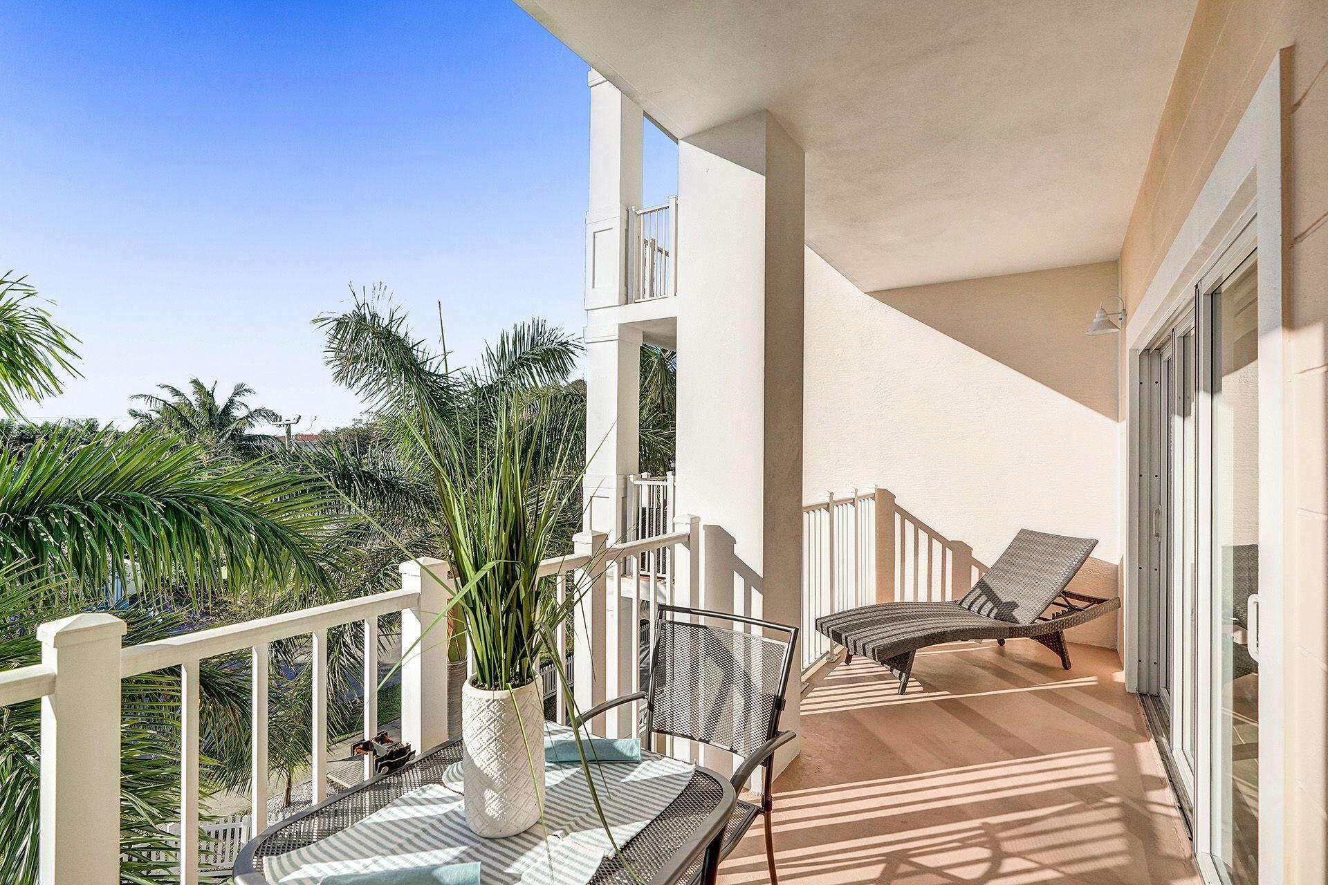 ISLAND BREEZE AT DEERFIEL - Residential